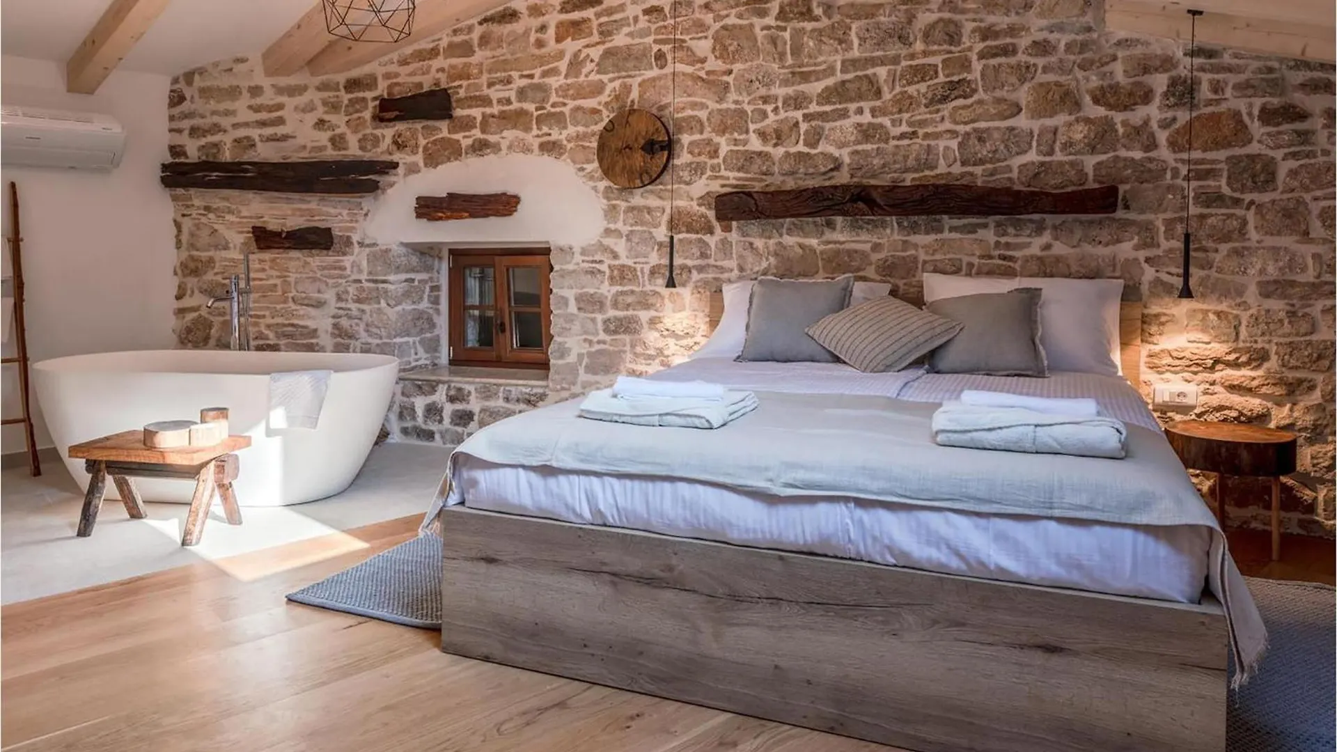 2 Bedroom Beautiful Home In Bale 0*,  Croatia